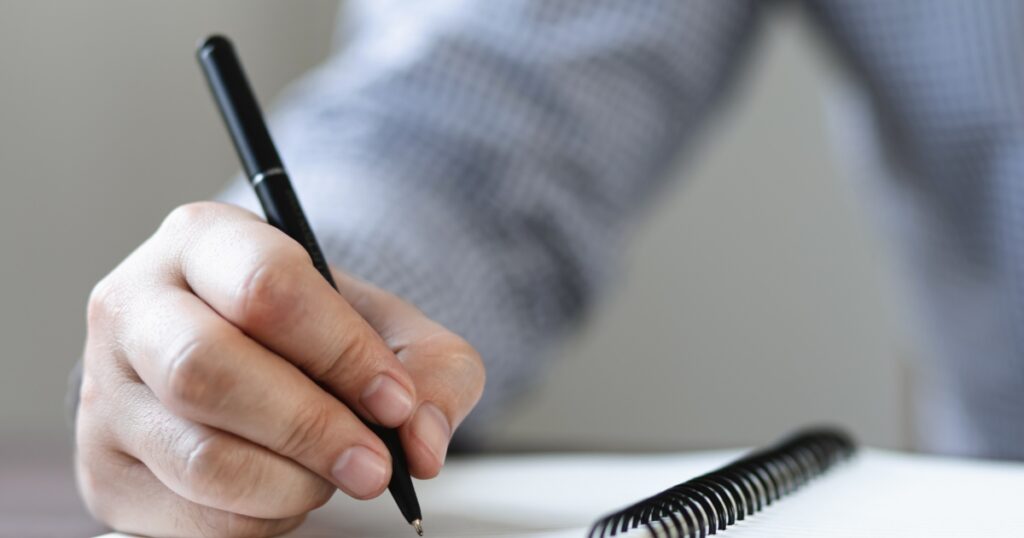 東京消防庁で実際に出題された小論文の過去問テーマ